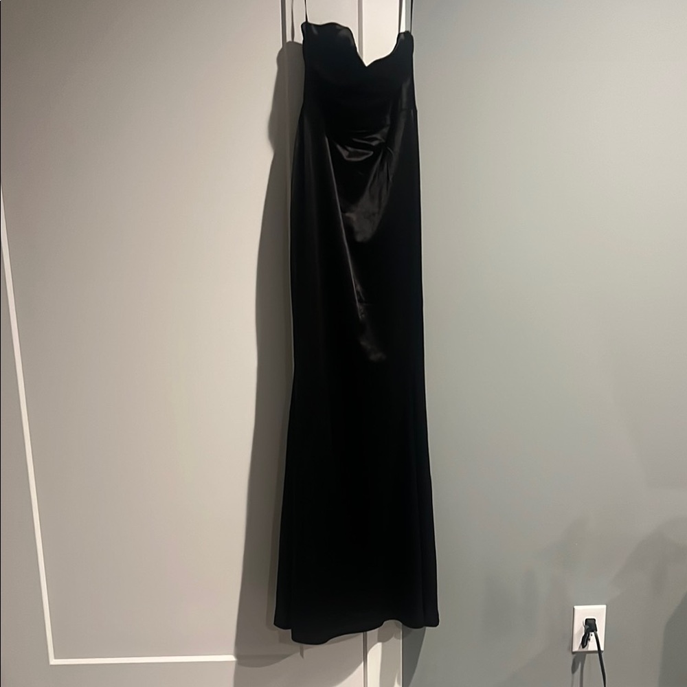 Chic Strapless Black Satin Dress